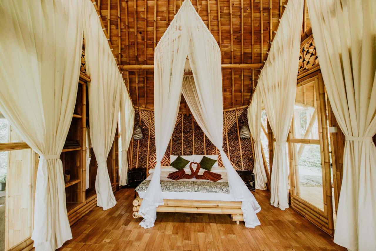 Villa Bird Hills Bamboo House à Karangasem Extérieur photo