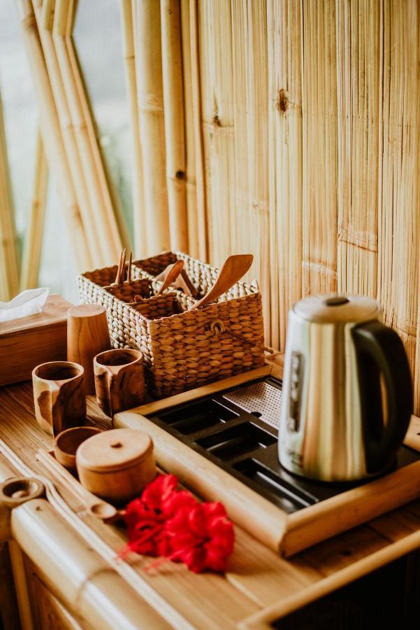 Villa Bird Hills Bamboo House à Karangasem Extérieur photo