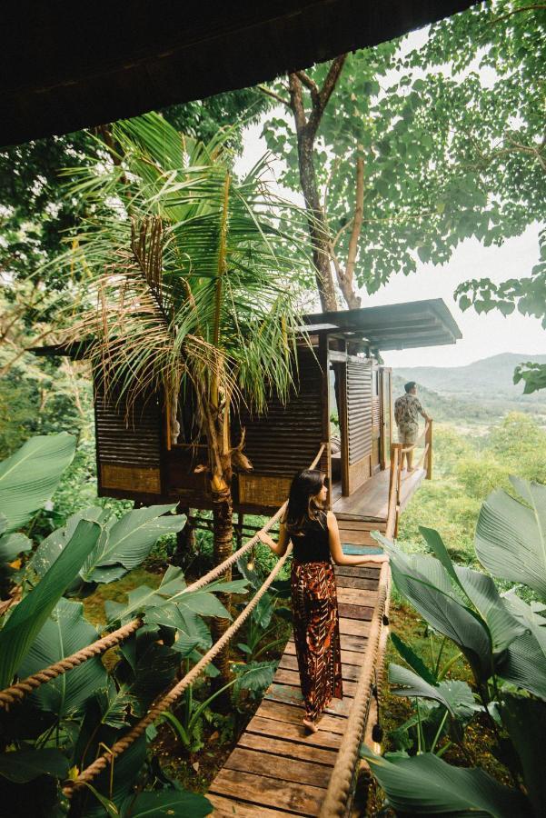 Villa Bird Hills Bamboo House à Karangasem Extérieur photo