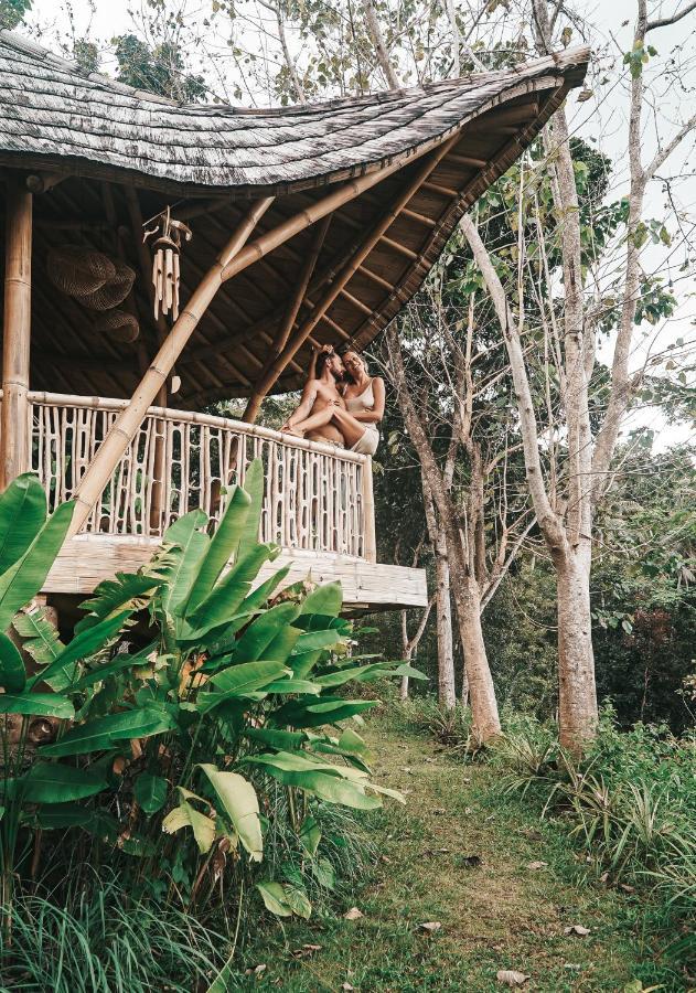 Villa Bird Hills Bamboo House à Karangasem Extérieur photo