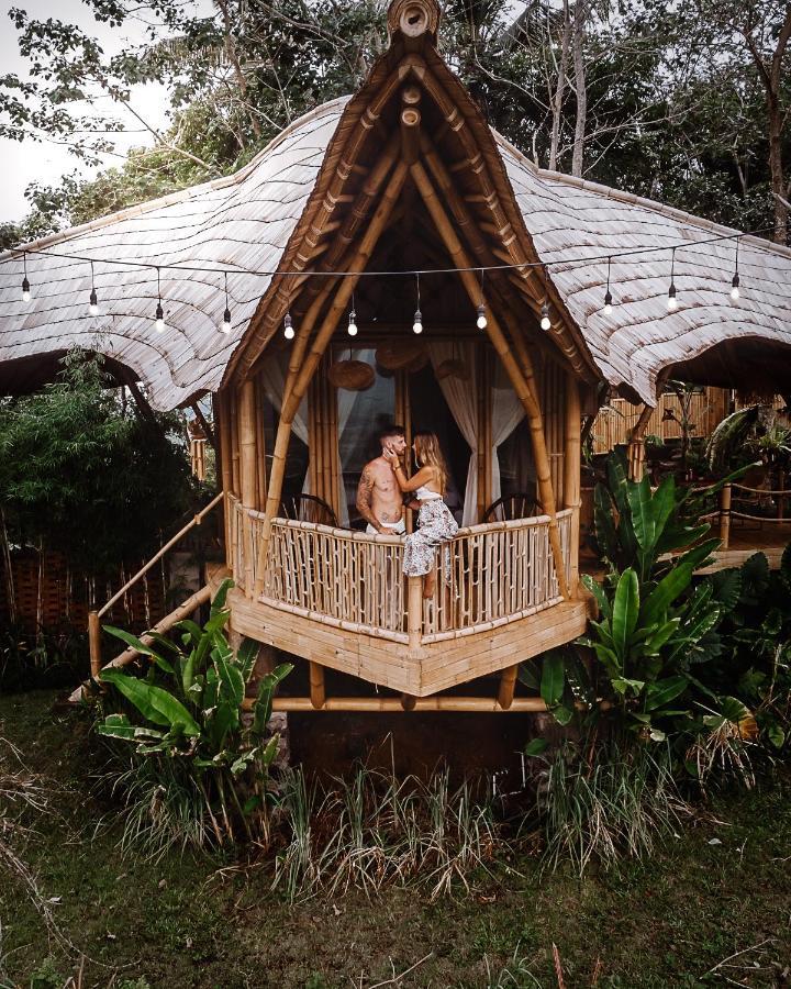Villa Bird Hills Bamboo House à Karangasem Extérieur photo