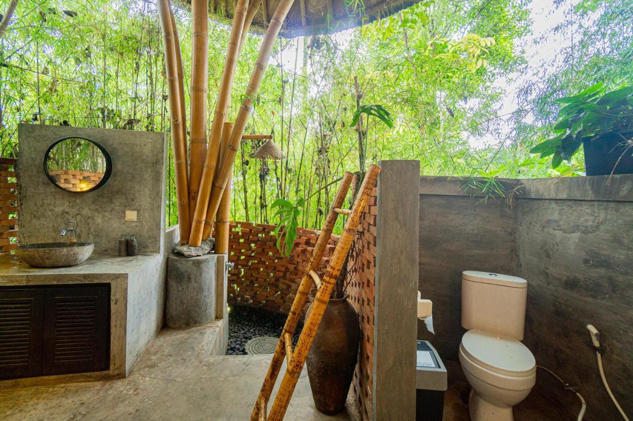 Villa Bird Hills Bamboo House à Karangasem Extérieur photo