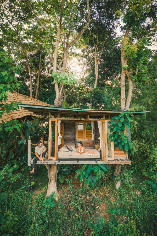 Villa Bird Hills Bamboo House à Karangasem Extérieur photo