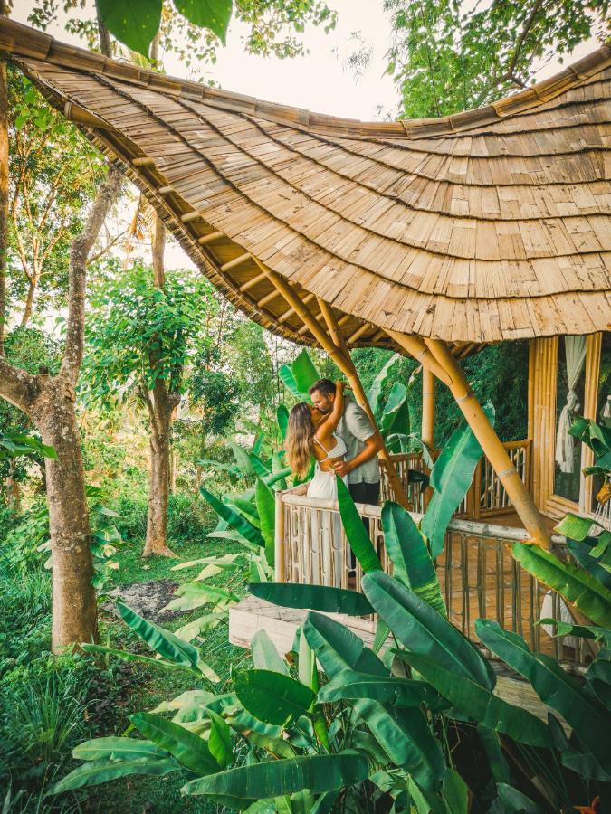 Villa Bird Hills Bamboo House à Karangasem Extérieur photo